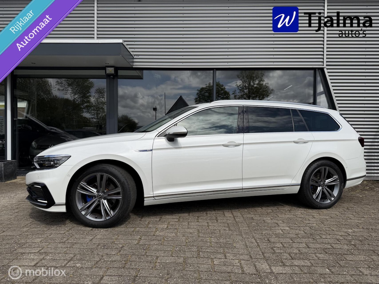 Volkswagen Passat Variant - 1.4 TSI PHEV GTE 19 inch r-line trekh virtual - AutoWereld.nl