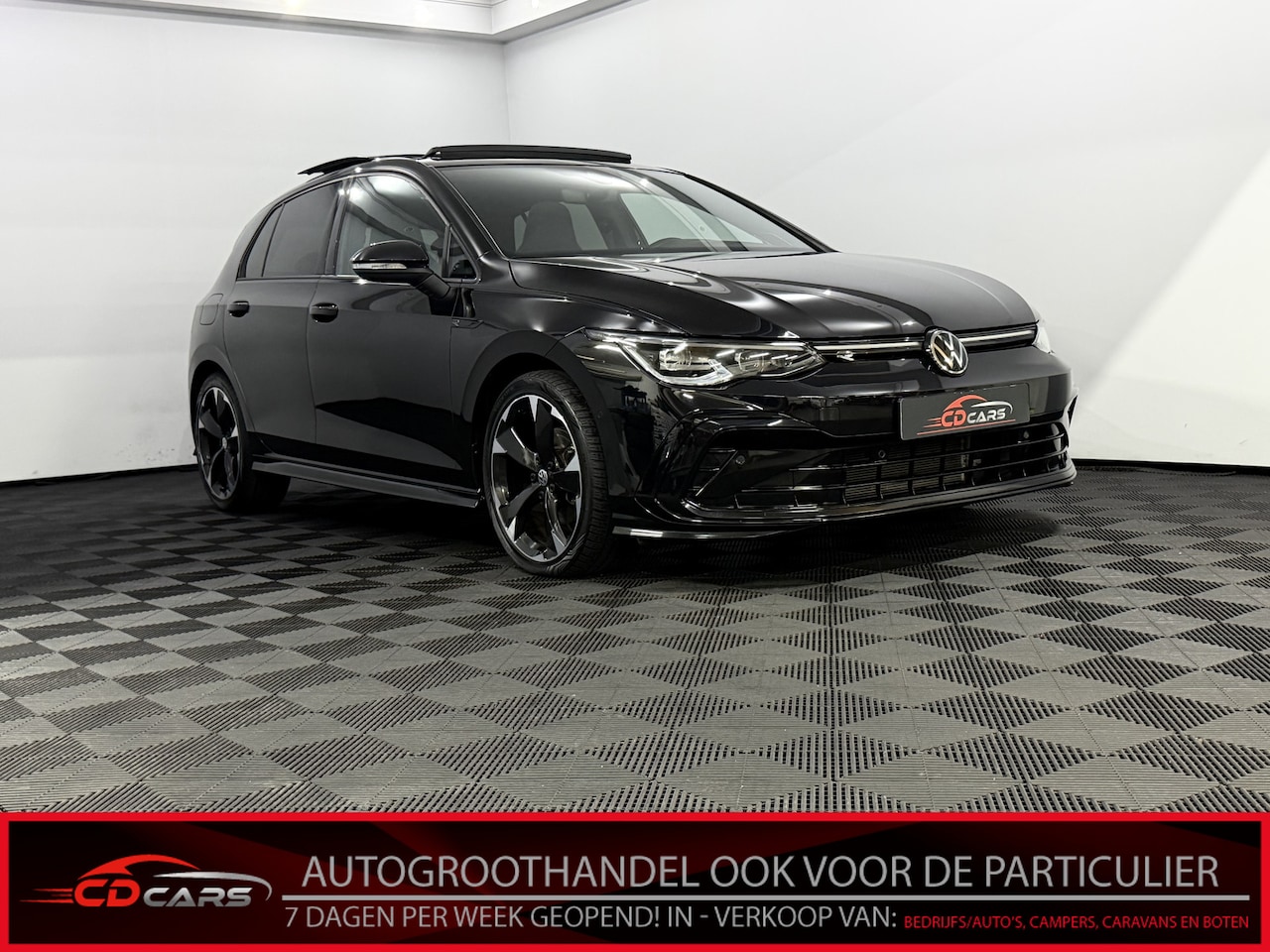 Volkswagen Golf - 1.5 eTSI 2x R-Line 150PK, Panoramadak, Harman/Kardon, Camera, Head-up display, Navi, Sfeer - AutoWereld.nl