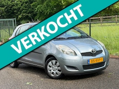 Toyota Yaris - 1.3 VVTi Comfort /6-Bak/Airco/5-Deurs/Trekhaak/