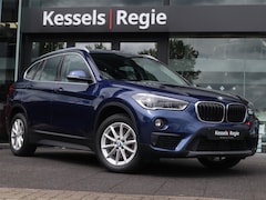 BMW X1 - sDrive18i Executive | Trekhaak | El.klep | Camera | LED | Cruise | Navi | Sensoren