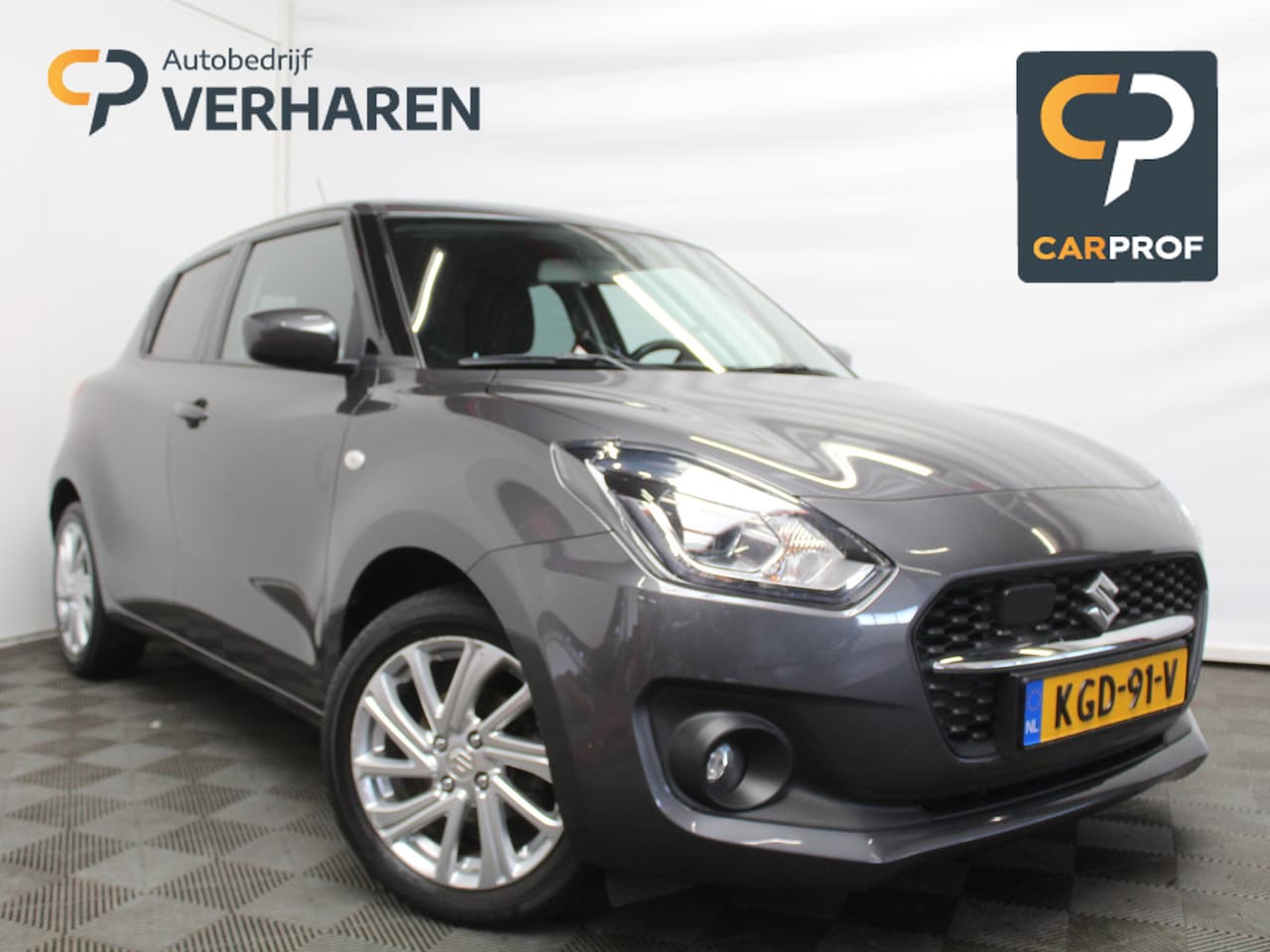 Suzuki Swift - 1.2 Select Smart Hybrid AIRCO | LED | CAMERA | CARPLAY | ADAPCRUISE | DAB | LMV16 | PDCA | - AutoWereld.nl