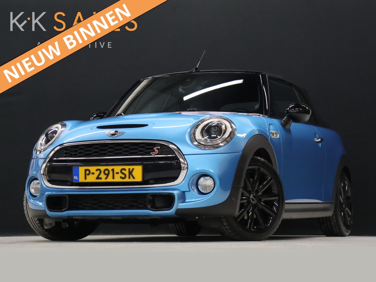 MINI Cabrio - Mini 2.0 Cooper S Chili Serious Business [HARMAN/KARDON, HEAD-UP, SFEERVERLICHTING, STOELV - AutoWereld.nl
