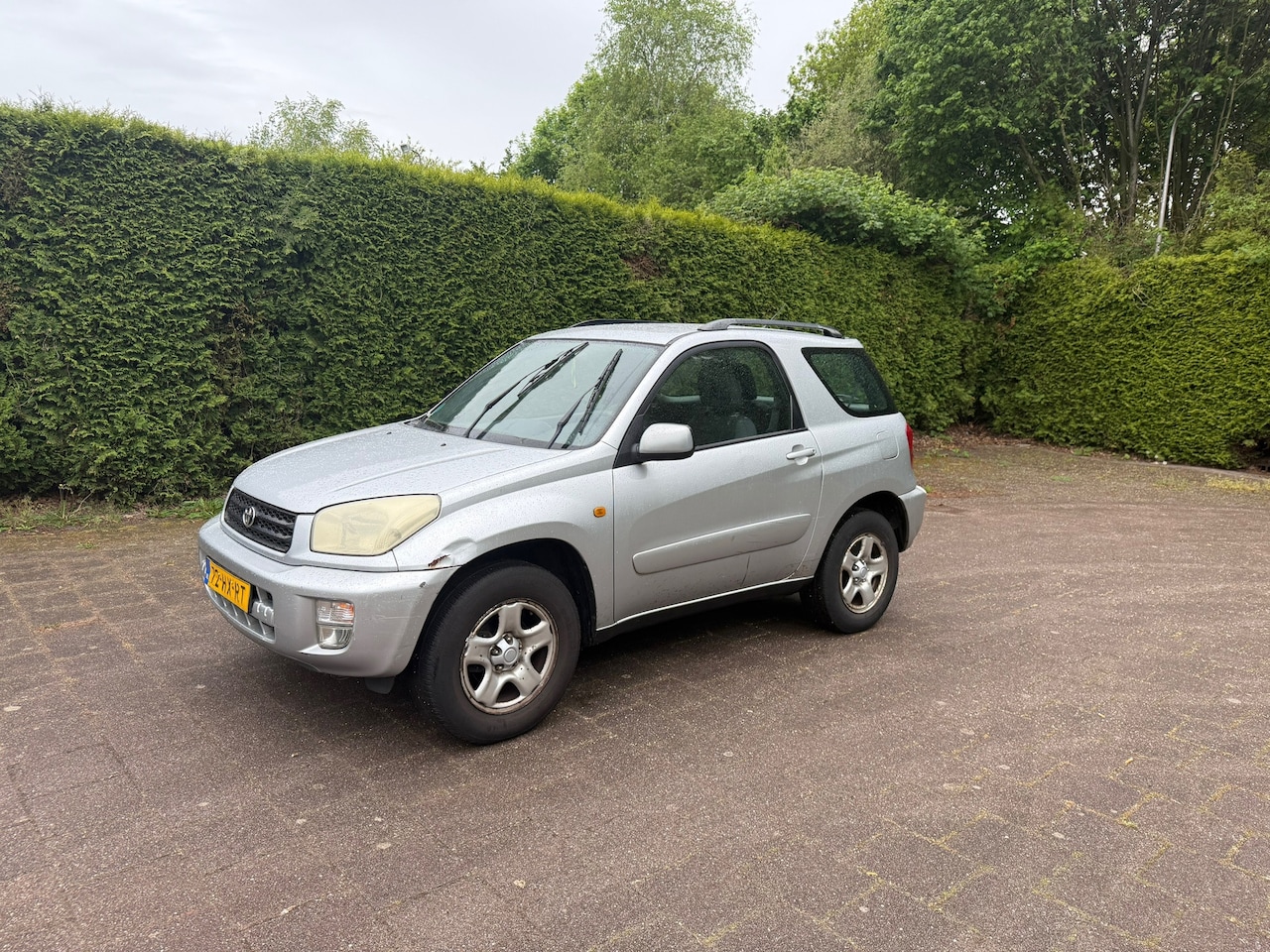 Toyota RAV4 - 1.8-16V VVT-i Luna 1.8-16V VVT-i Luna - AutoWereld.nl