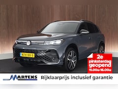 Volkswagen Tiguan - 1.5 272pk eHybrid R-Line Business Black Style 360Camera Head-Up Keyless Massage Carplay