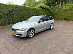 BMW 3-serie Touring - 320d High Executive