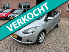 Mazda 2 - 2 1.5 S-VT Executive //Airco //Stoelverwarming// APK