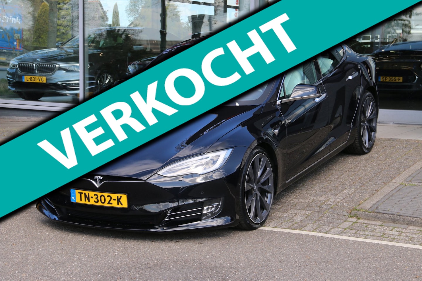 TESLA MODEL S