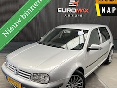Volkswagen Golf - 2.0 Comfortline - NAP - Automaat - Cruise