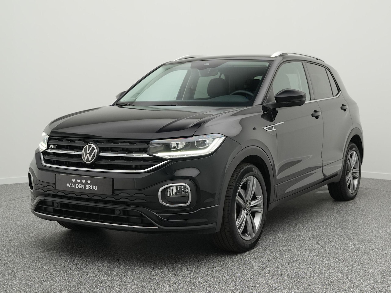 Volkswagen T-Cross - R-Line 1.0 TSI 110 PK DSG | LED | Navigatie | Achteruitrijcamera | Keyless | Stoelverwarmi - AutoWereld.nl