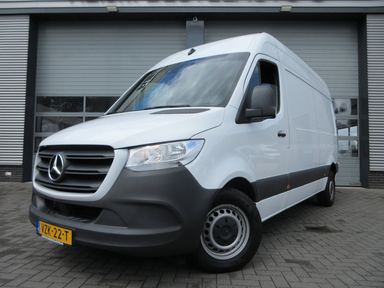 Mercedes-Benz Sprinter - 215 CDI L2H2 Airco, Camera, Navigatie ,Trekhaak ,3-Zits. - AutoWereld.nl