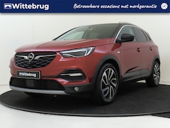 Opel Grandland X - 1.2 Turbo Innovation | Leder | Stoelkoeling en Stoelverwarming | Camera |