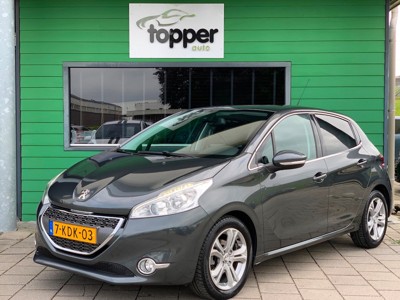 Peugeot 208 - 1.2 VTi Allure|1e Eigenaar!|Navigatie|Dealer Onderhouden| - AutoWereld.nl