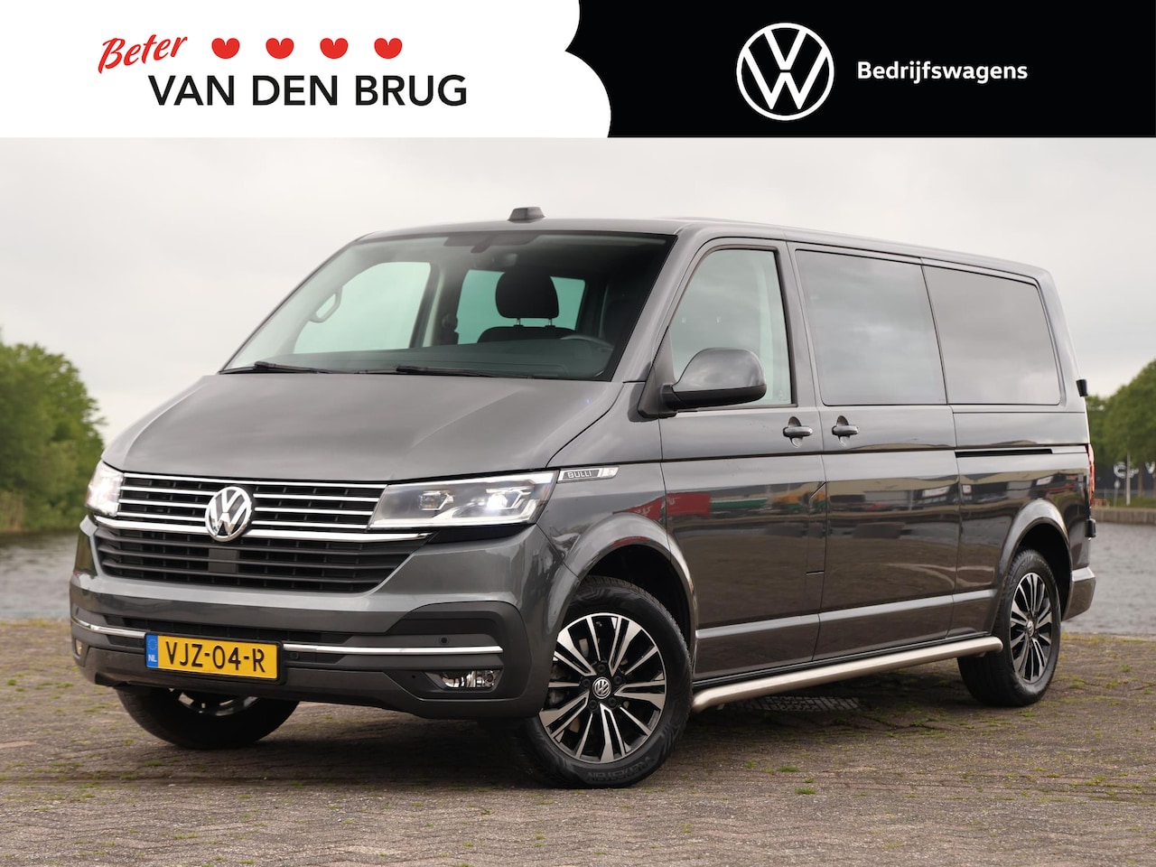 Volkswagen Transporter - 2.0 TDI 150PK DSG Automaat L2 DC Bulli | MARGE!! | Airco | 2 x Schuifdeur | Navigatie | PD - AutoWereld.nl