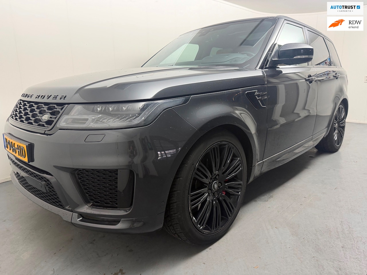 Land Rover Range Rover Sport - 3.0 SDV6 HSE Dynamic # Pano # Leder # Head-Up # Trekhaak # 22" - AutoWereld.nl