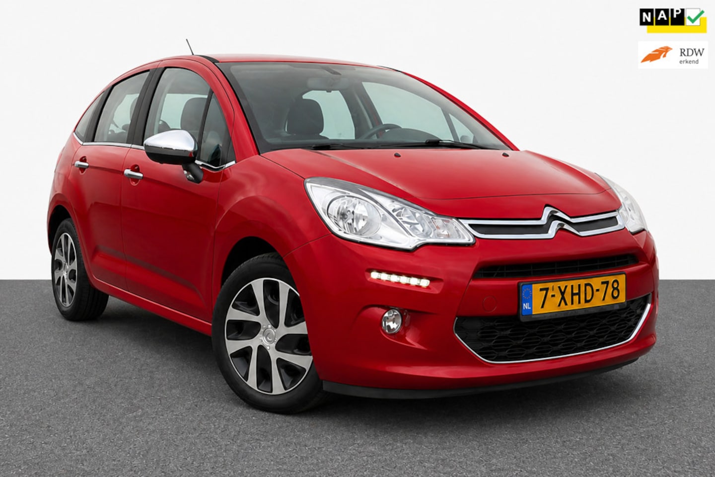 Citroën C3 - 1.2 VTi Collection Citroën | Boekjes aanwezig | 2e eigenaar | NAP | Cruise - AutoWereld.nl