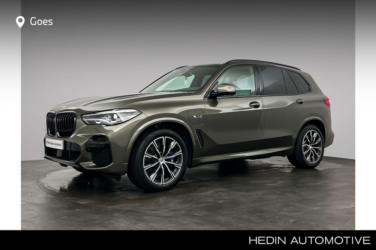BMW X5 - xDrive45e Executive | Achteruitrijcamera | Glazen panoramadak | Extra getint glas in achte - AutoWereld.nl