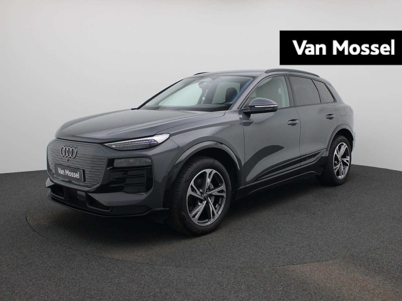 Audi Q6 e-tron - edition 83 kWh l Adaptive cruise control l Climate control l Stuurverwarming l Parkeersens - AutoWereld.nl