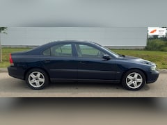 Volvo S60 - 2.4 Edition