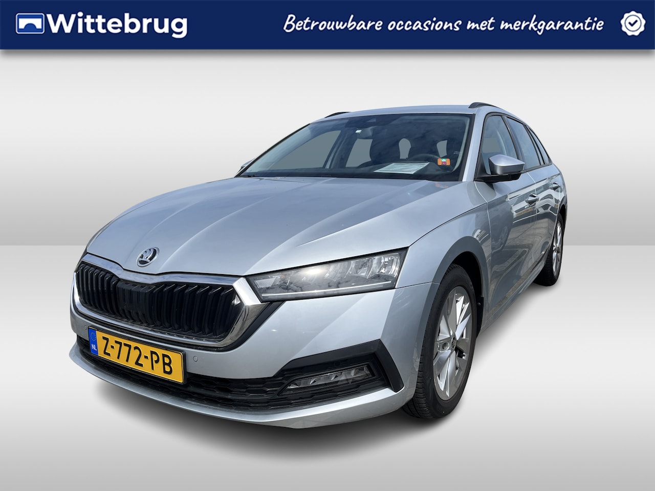 Skoda Octavia Combi - 1.0 TSI Business Edition Navigatie / Parkeersensoren / Smartlink / LED verlichting / 17"LM - AutoWereld.nl