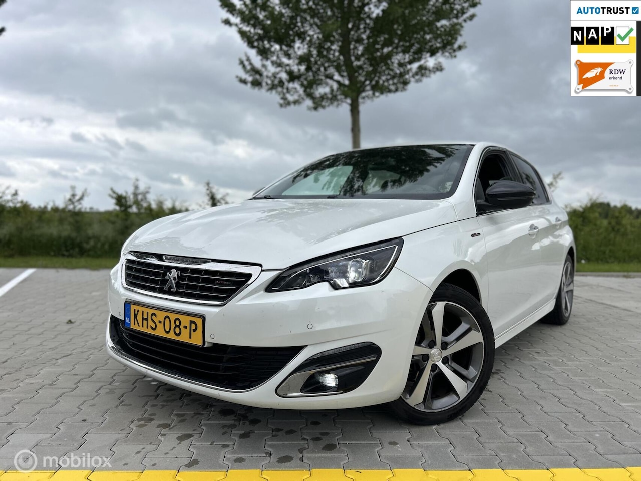Peugeot 308 - 1.2 PureTech GT-LINE|APK/CRUISE CONTR|CAMERA - AutoWereld.nl