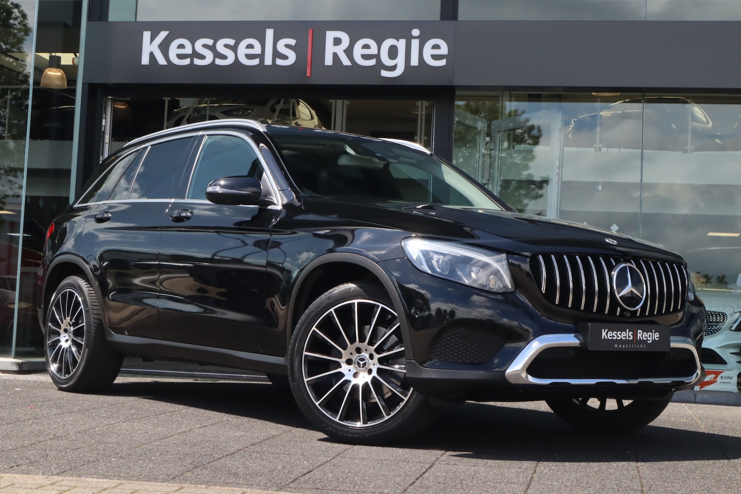 Mercedes-Benz GLC-klasse - 250 4MATIC Pano | Blis | Afn.trekhaak | 20” | 360 Camera | Distronic - AutoWereld.nl