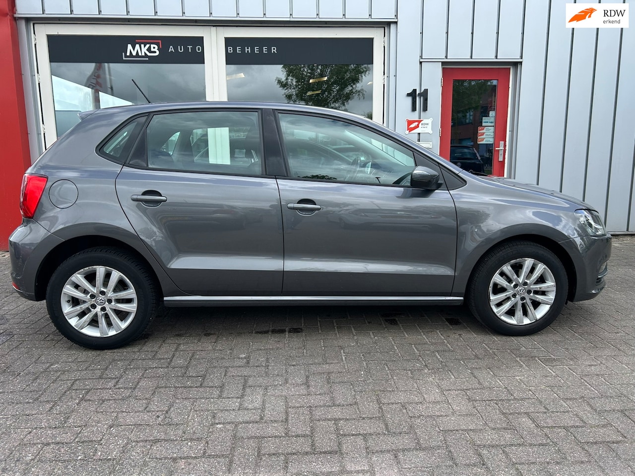 Volkswagen Polo - 1.0 Comfortline Connected Series DealerOH - AutoWereld.nl