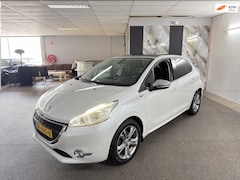 Peugeot 208 - 1.2 Style Pack Plus Apk Nieuw, Clima, Cruise, Carplay, Panodak, N.A.P, Parksensor, Led, Lm