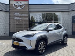 Toyota Yaris Cross - 1.5 HYBRID DYNAMIC+ STOEL/STUURVERW PARK-SENSOREN APPLE/ANDROID CLIMA AD-CRUISE 17" LM-VEL