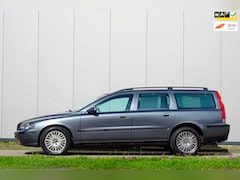 Volvo V70 - 2.5 T AWD AUT Titanium 2.5t | 7 Zitter | DAK | NL