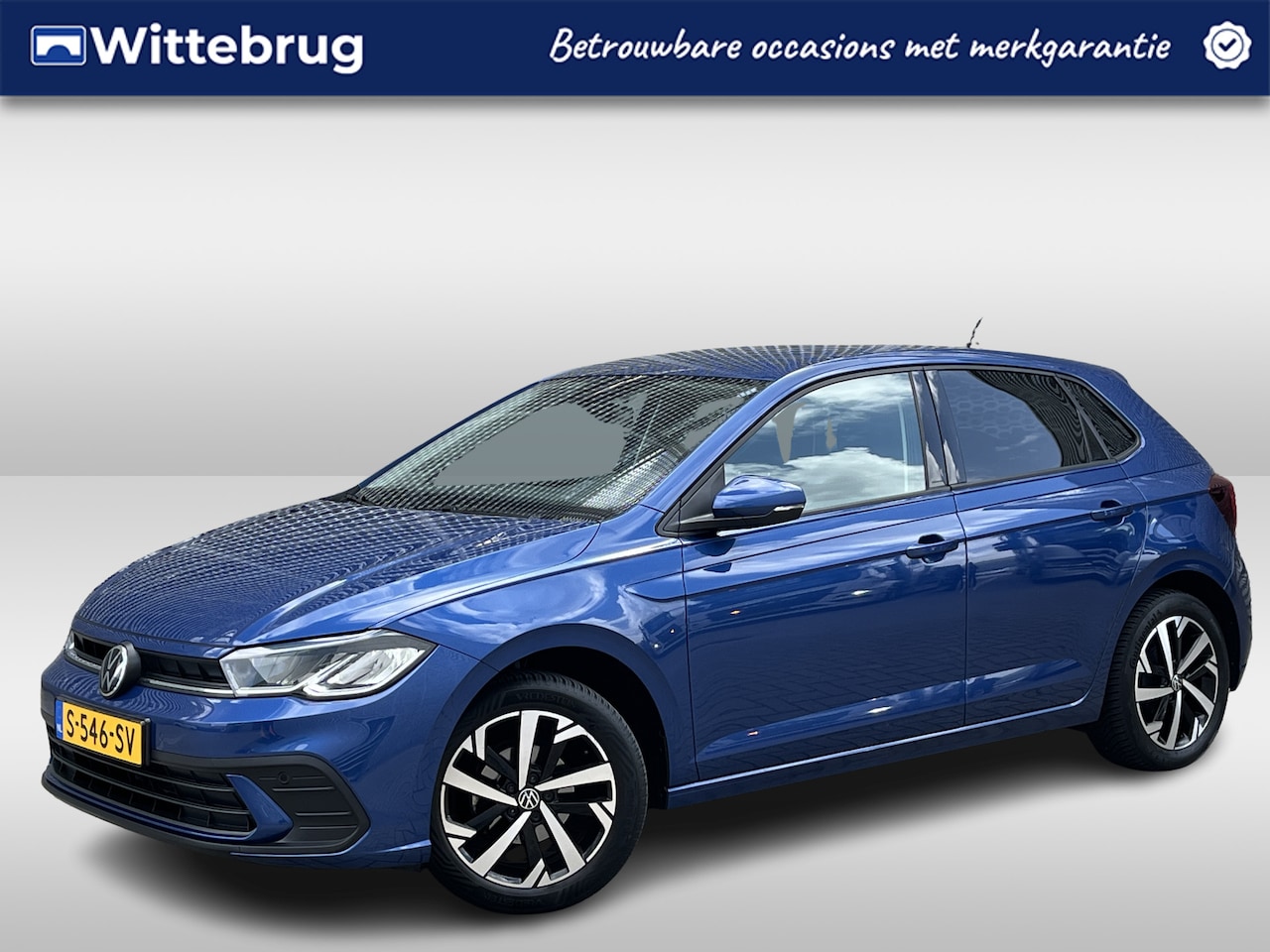 Volkswagen Polo - 1.0 TSI Life / Navigatie / App connect / Parkeersensoren V+A / Lichtmetaal 16 inch / P4 - AutoWereld.nl