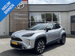 Toyota Yaris Cross - HYBRID 130 LAUNCH EDITION STOEL/STUURVERW PARK-SENSOREN BLIND-SPOT HEAD-UP EL-KOFFERKLEP S