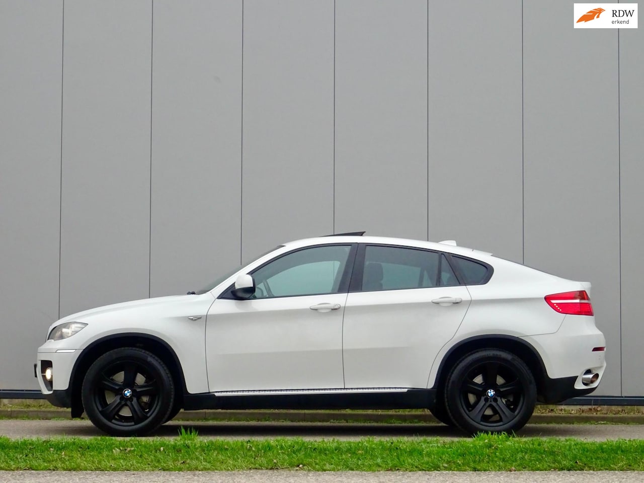 BMW X6 - XDrive35i High / Youngtimer / NIEUW-STAAT / - AutoWereld.nl