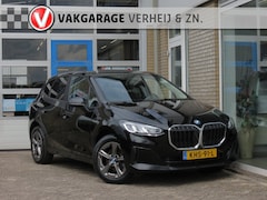 BMW 2-serie Active Tourer - 225e xDrive Camera|CarPlay|Cruise|Navi|Stoel verw.|Clima|DAB+