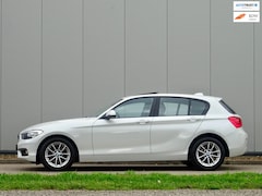 BMW 1-serie - 116i Sport /// Pearl / Pano-Dak / Dealer-Oh