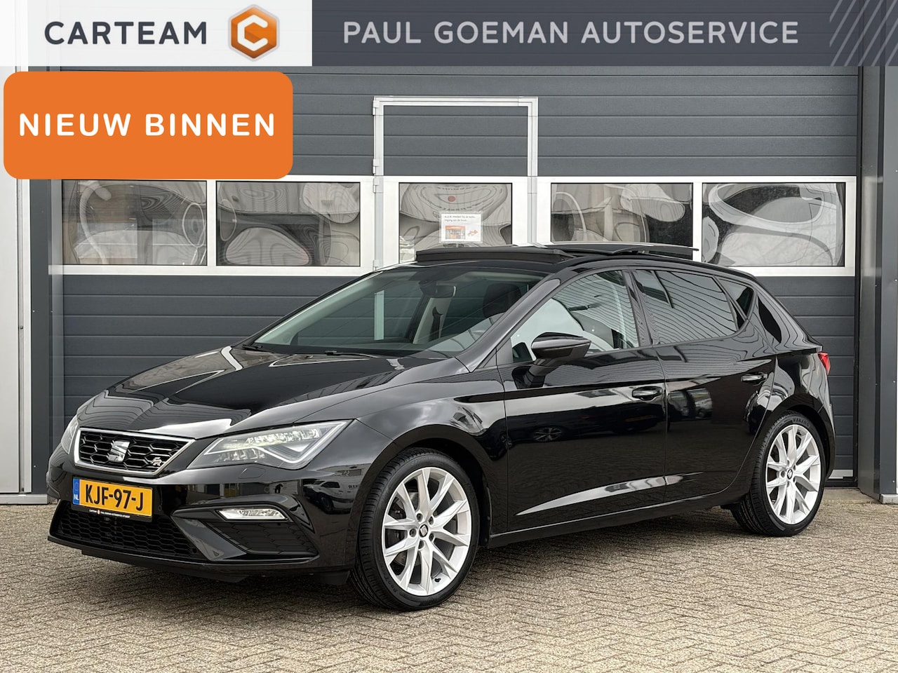 SEAT Leon - 1.5 TSI FR Business Intense | Pano | Beats | Parkeer sensoren | Stoel verwarming | - AutoWereld.nl
