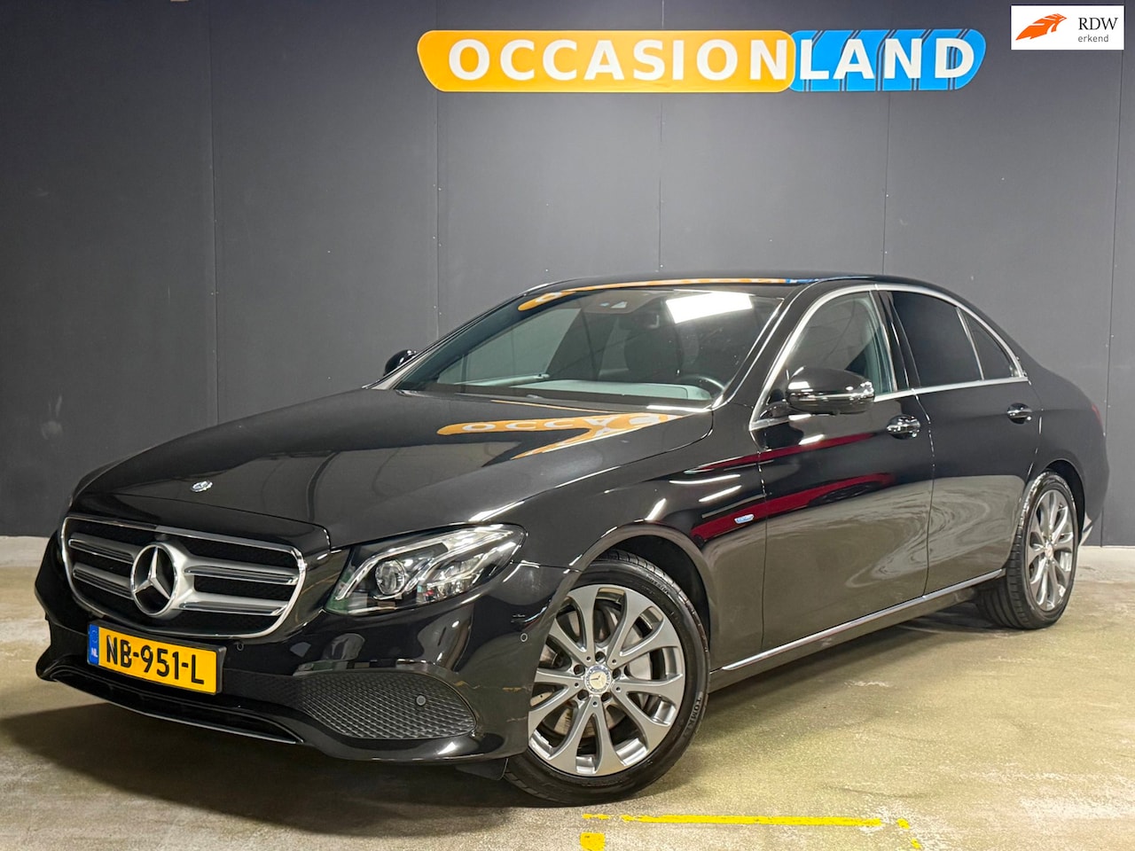 Mercedes-Benz E-klasse - 350 e Lease Edition|360CAM|LED|KEYLESS|LEDER|BURMESTER|STOELV|MEMORY|LUCHTVERING|SFEER|DOD - AutoWereld.nl