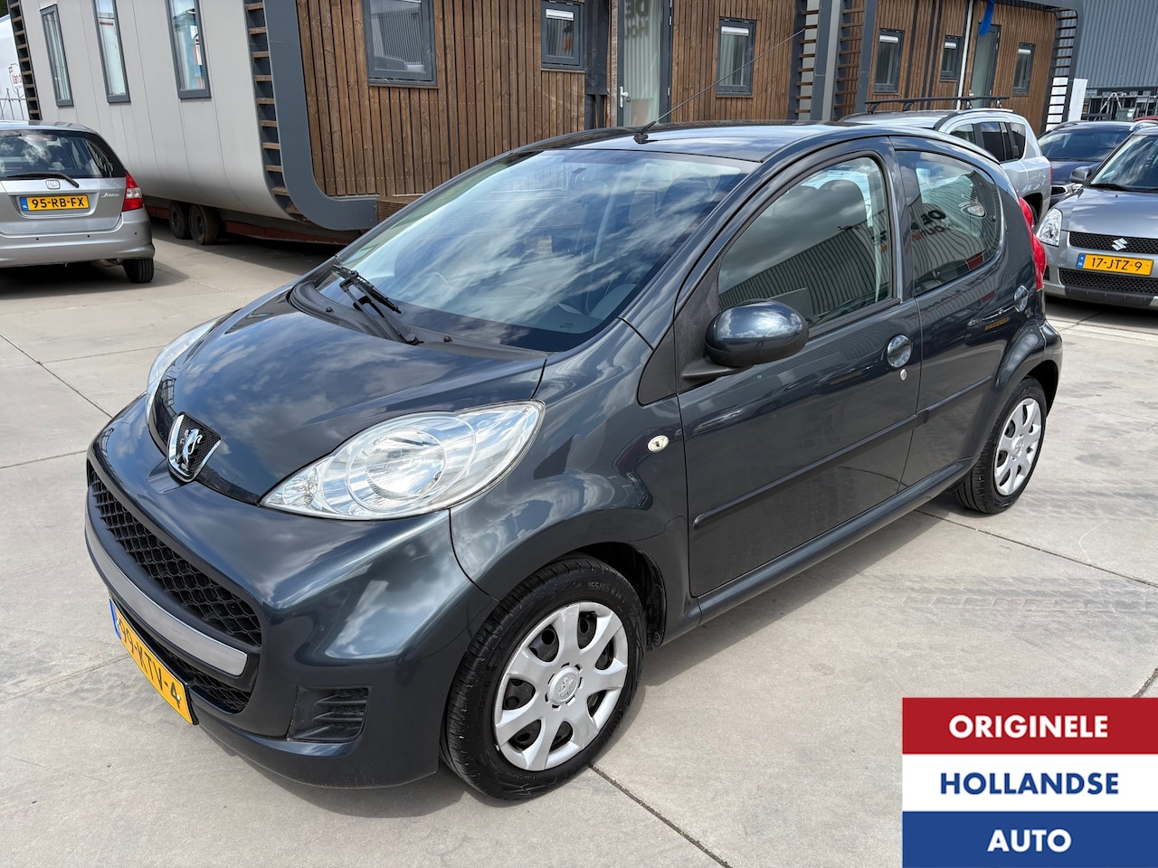 Peugeot 107 - 1.0-12V XS Automaat Airco 1e Eigenaresse NIEUW - AutoWereld.nl
