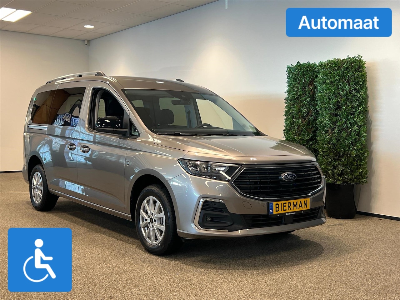 Ford Tourneo Connect - L2 Rolstoelauto Automaat 4+1 (verlengde ombouw) - AutoWereld.nl
