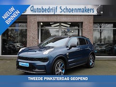 Lynk & Co 01 - 1.5 MY23 6.6kWh ZWARTE-HEMEL ROLHOES MY23 360-CAMERA PANO/SCHUIF INFINITY DAB NAVI CARPLAY