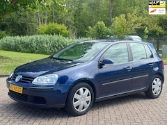 Volkswagen Golf - 1.6 FSI Comfortline/AIRCO/CRUISE/TREKHAAK