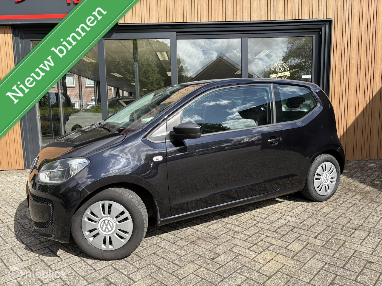 Volkswagen Up! - 1.0 move up! BlueMotion | Trekhaak | NL auto | Airco | Elec. Ramen | Nette Auto - AutoWereld.nl