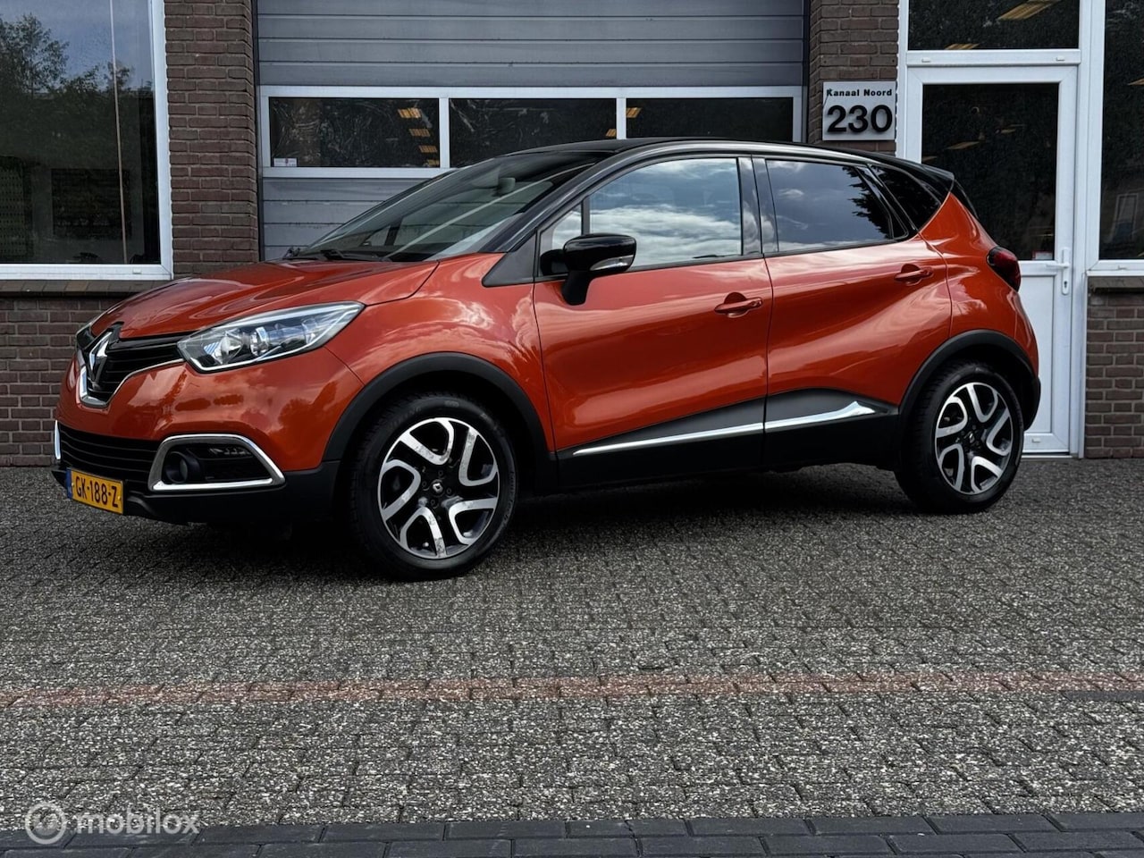 Renault Captur - 0.9 TCe AIRCO/CAMERA/TREKHAAK/MISTLAMPEN - AutoWereld.nl