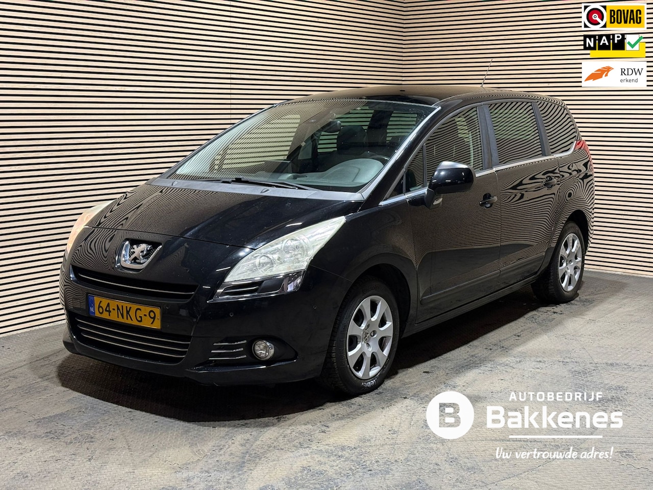 Peugeot 5008 - 1.6 VTi ST 7p. | Pano | Airco | Cruise - AutoWereld.nl