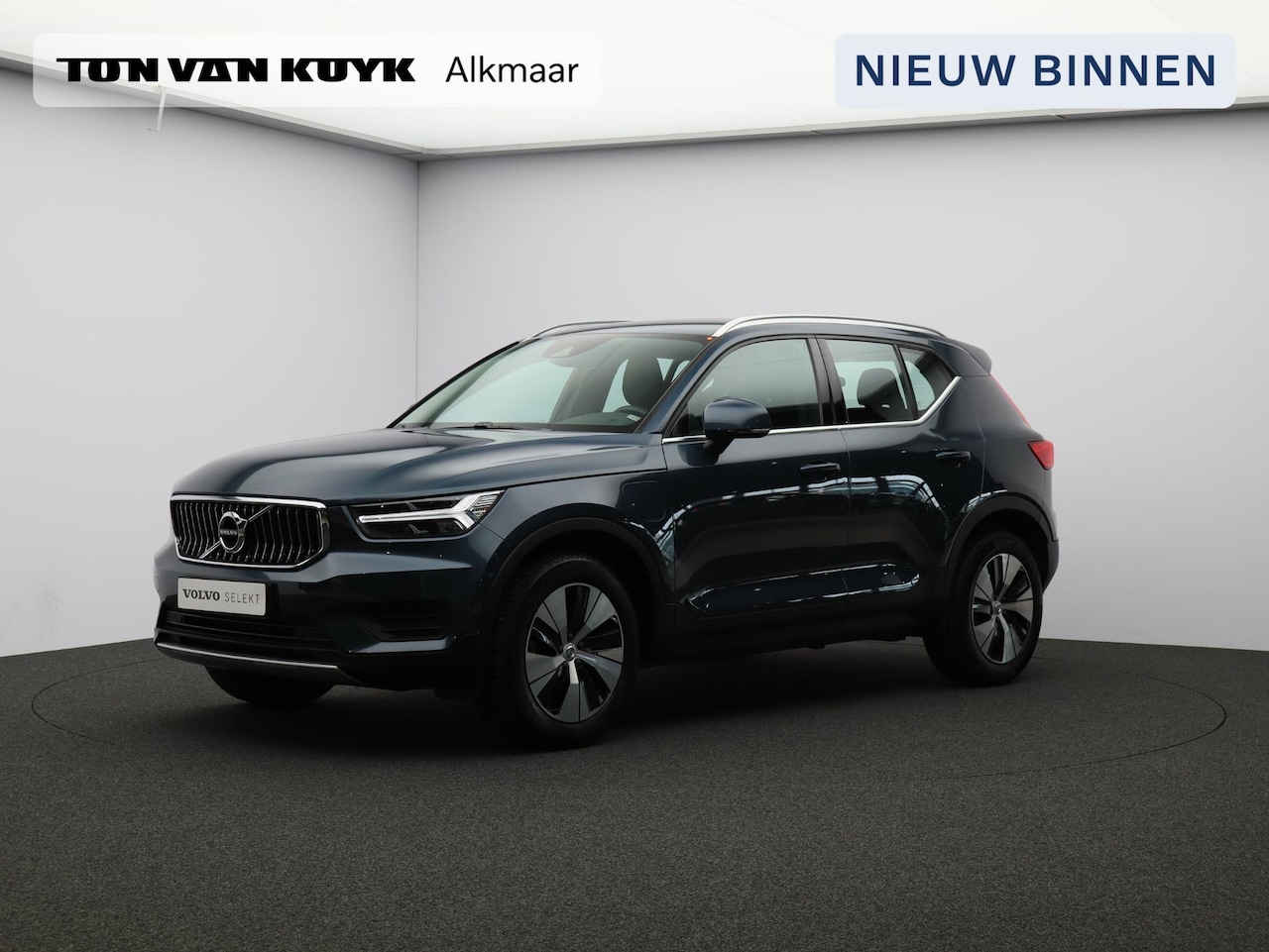 Volvo XC40 - T4 Recharge Inscription Expression / Trekhaak / Stoel+stuurverwarming / CarPlay / DAB+ / K - AutoWereld.nl