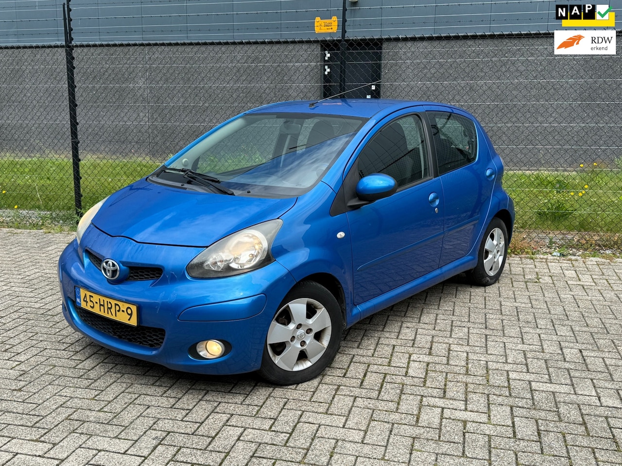 Toyota Aygo - 1.0-12V |Dynamic-Blue| |Airco| |Elektrische ramen| - AutoWereld.nl