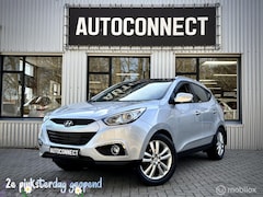 Hyundai ix35 - 2.0i 4WD. NAVI, PANO, LEDER, CAMERA