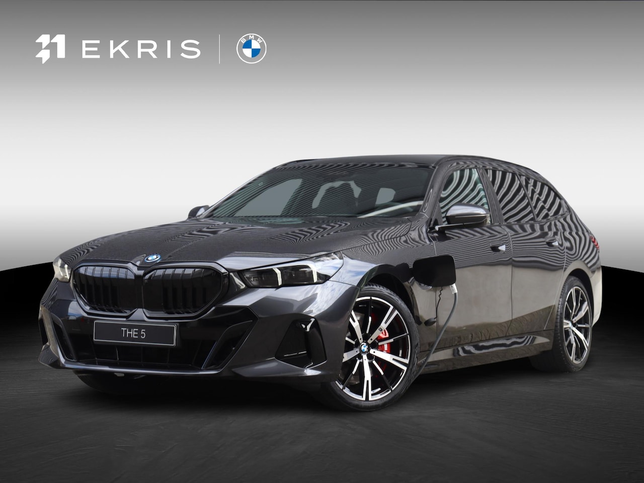 BMW 5-serie Touring - 550e | M Sportpakket Pro | Innovation Pack | Travel Pack | Comfort Pack | Bowers & Wilkins - AutoWereld.nl