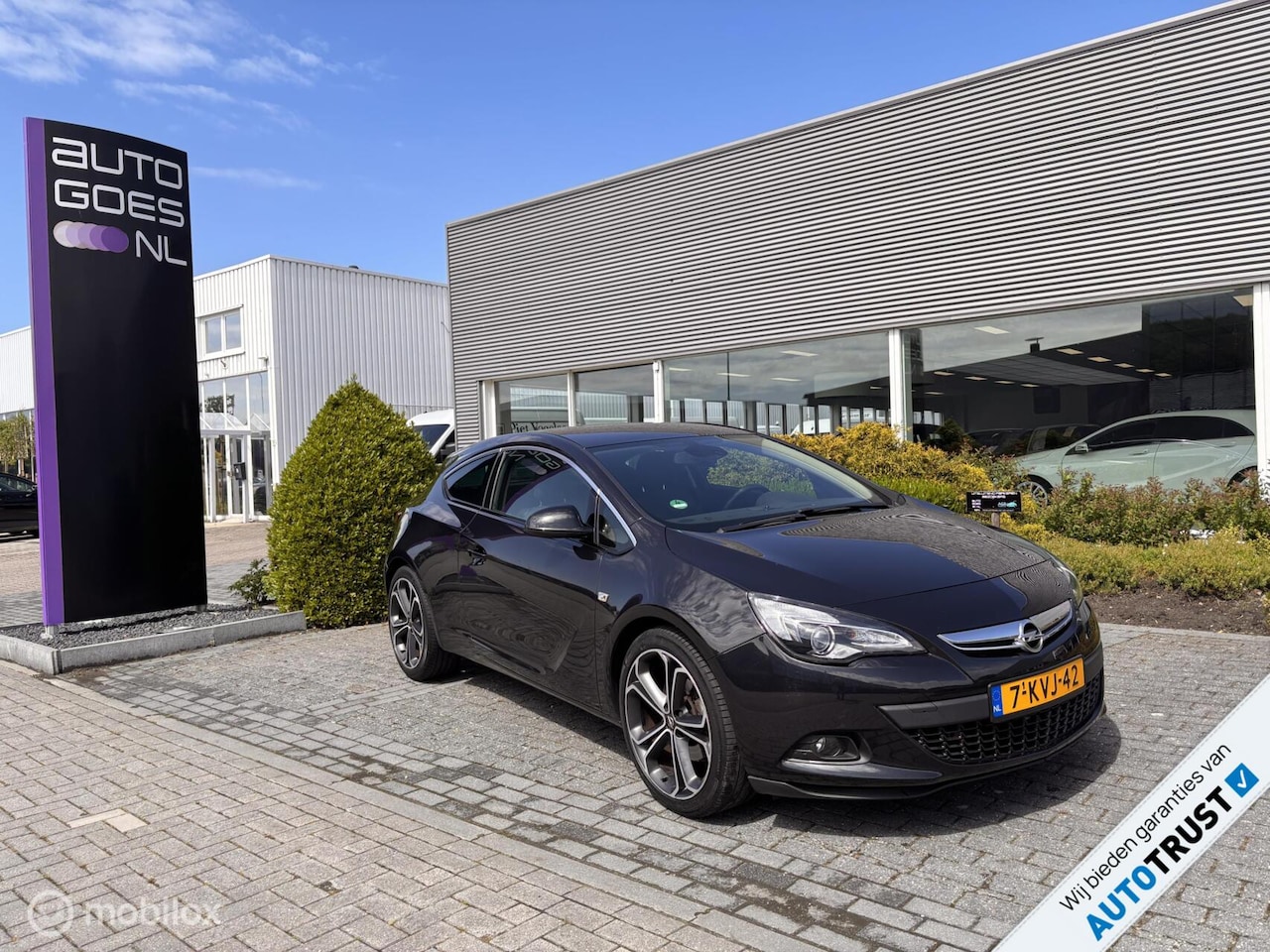 Opel Astra GTC - 1.4 Turbo OPC 19" - AutoWereld.nl