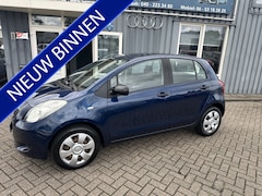 Toyota Yaris - 1.3 VVTi Sol