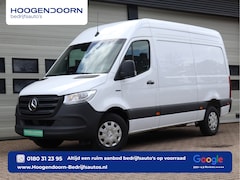 Mercedes-Benz eSprinter - 320 81kWh L2H2 - Trekhaak - Cruise - MBUX - 2025